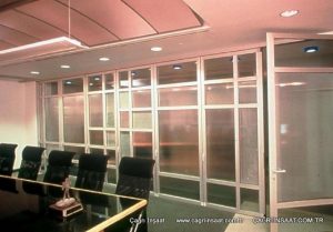 tamamı cam kapaklı sistem ofis bölme